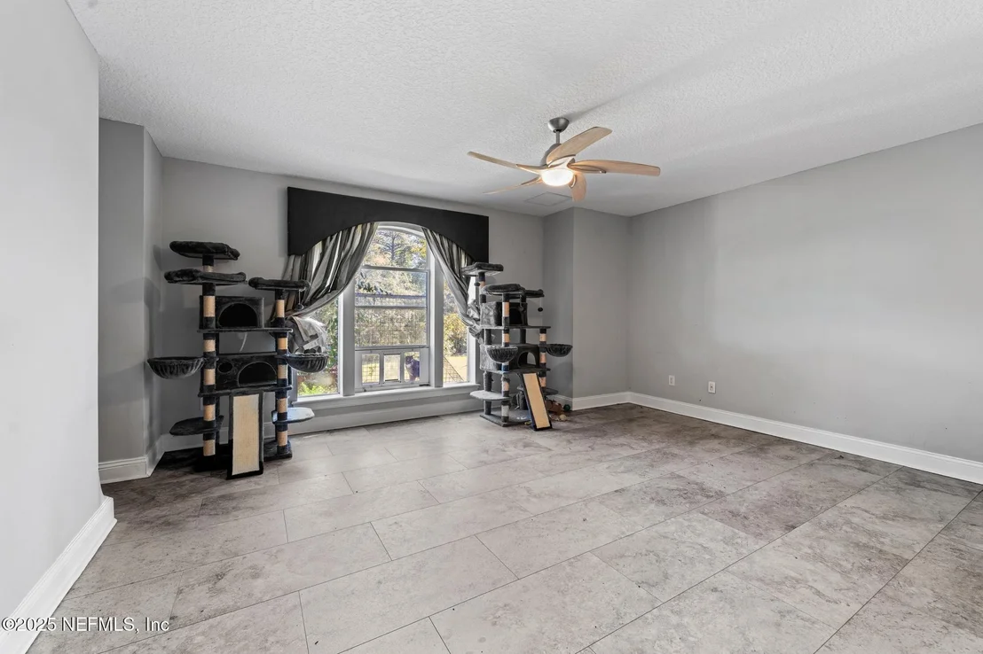 Photo of 3010 STARRATT Road