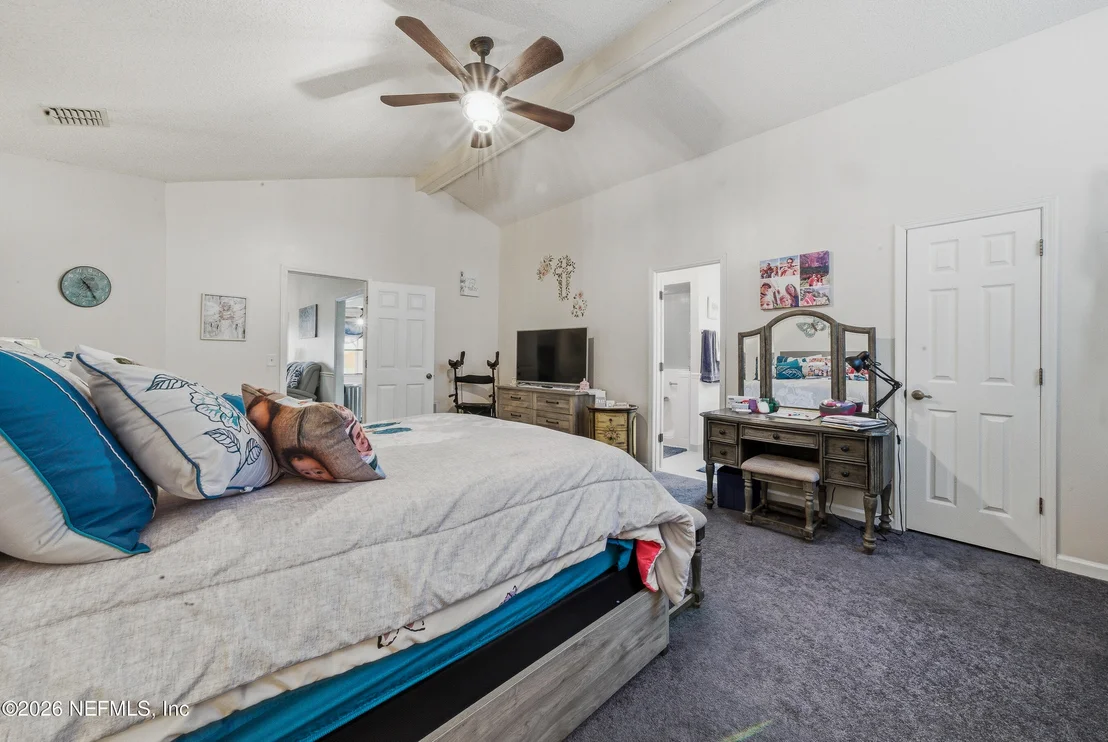 Photo of 2428 STONEBRIDGE Drive