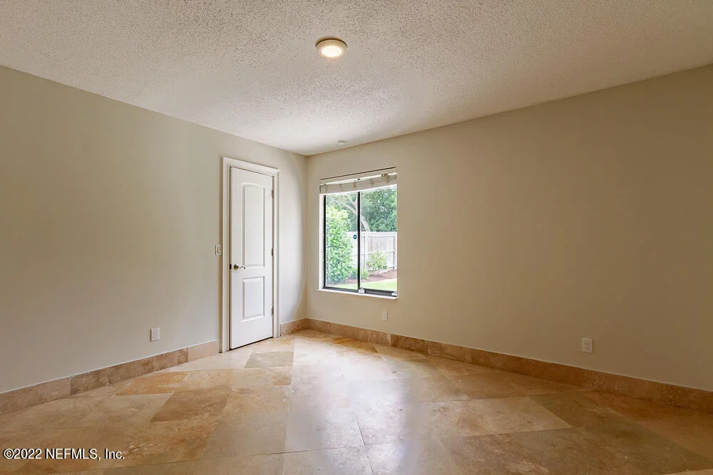 Photo of 315 PHEASANT Run