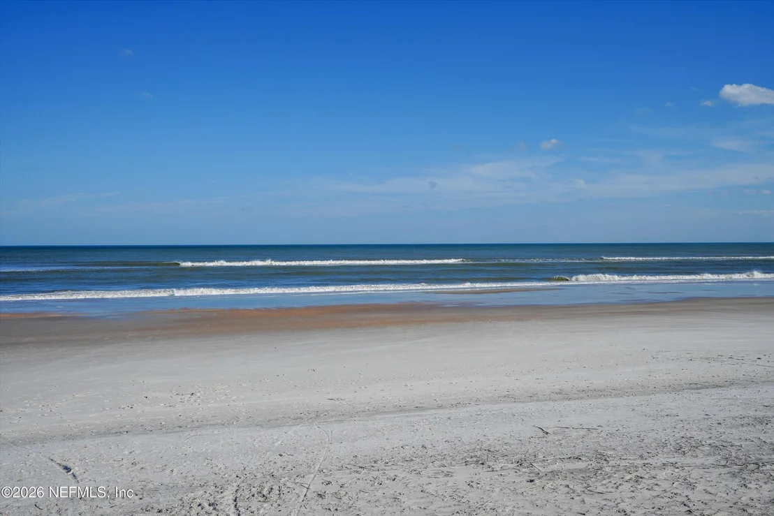 Photo of 129 S BEACH Drive