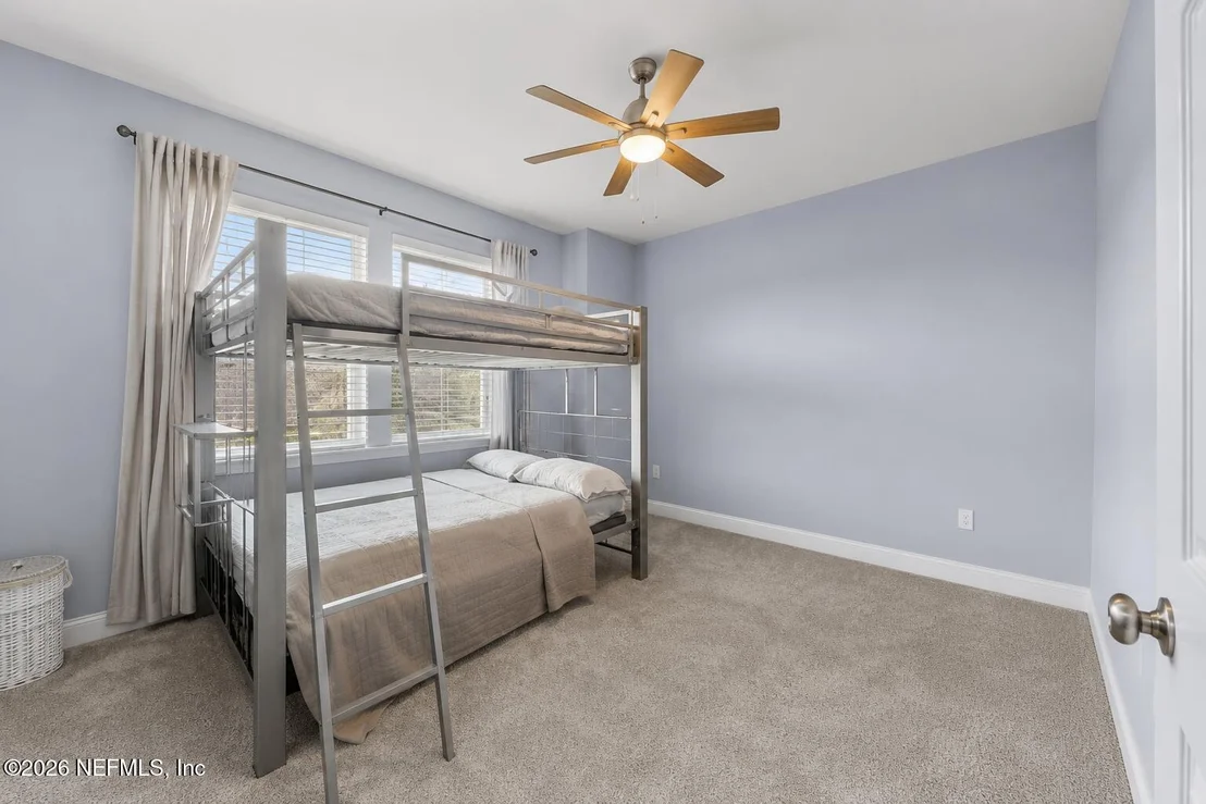 Photo of 41 PALISADE Drive
