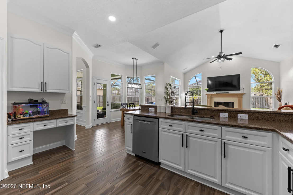 Photo of 1157 ASHMORE Drive