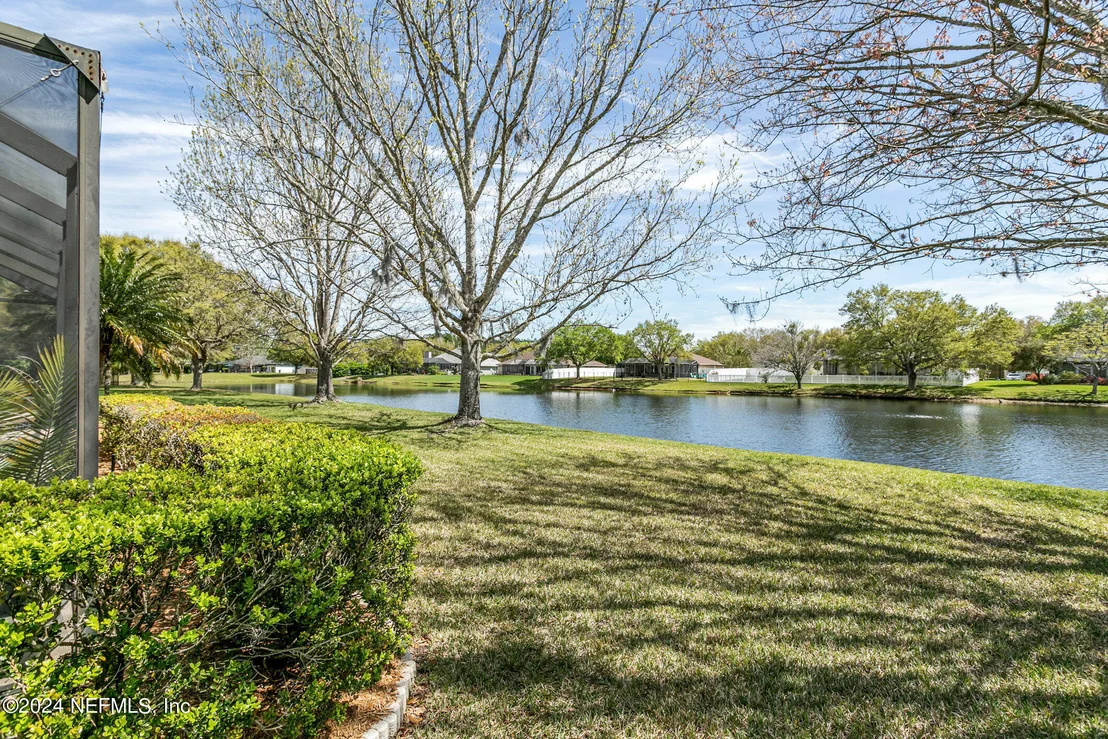 Photo of 128 IVY LAKES Drive
