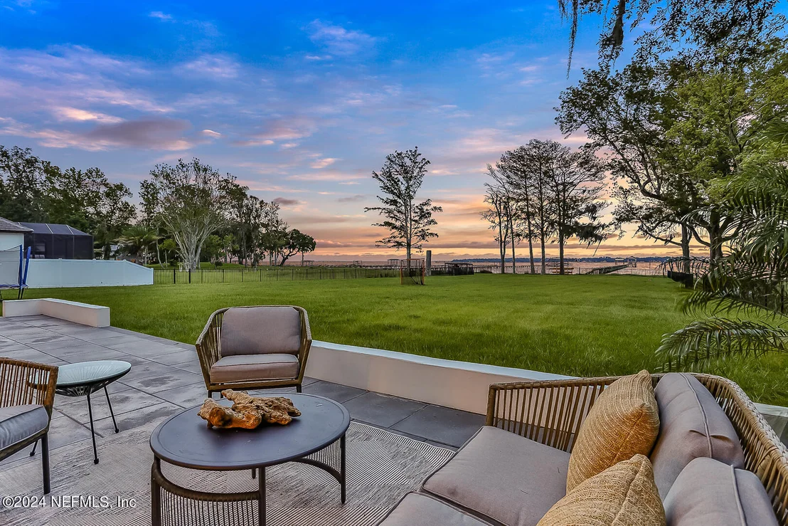 Photo of 3647 WESTOVER Road