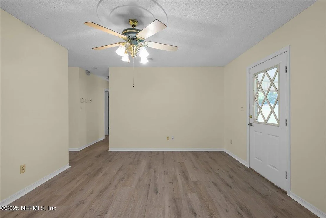Photo of 105 CRESTWOOD Drive