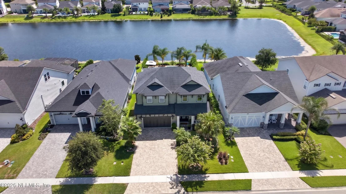 Photo of 381 PARKBLUFF Circle