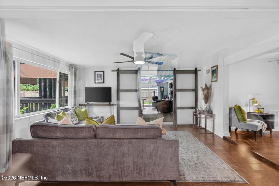 Photo of 3048 LORMAN Drive