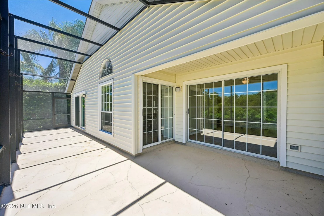 Photo of 341 CHARLEMAGNE Circle