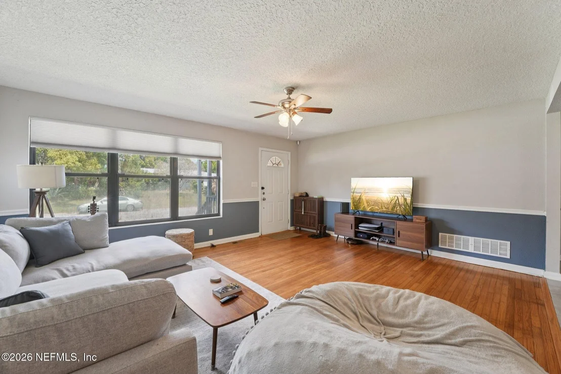Photo of 5112 OAKSIDE Drive
