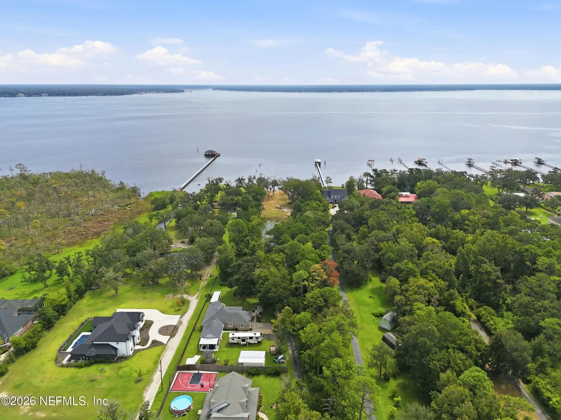 Photo of 4661 RAGGEDY POINT Road