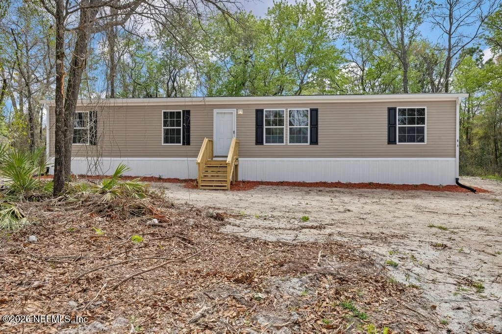 Photo of 2004 BLUE KNOLL Road