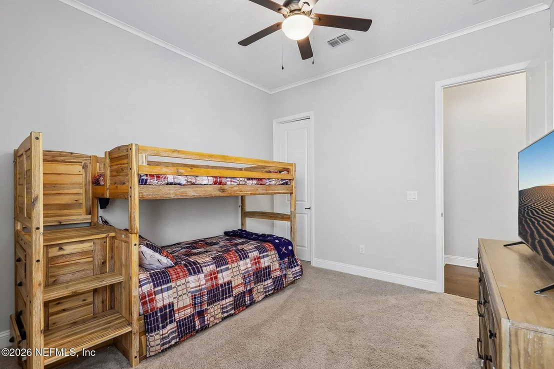 Photo of 152 CLOVERBROOK Road