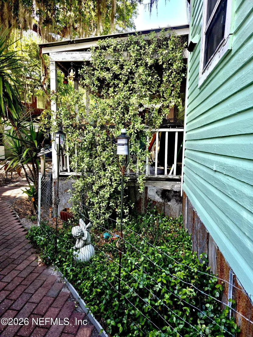 Photo of 503 LAUREL Street