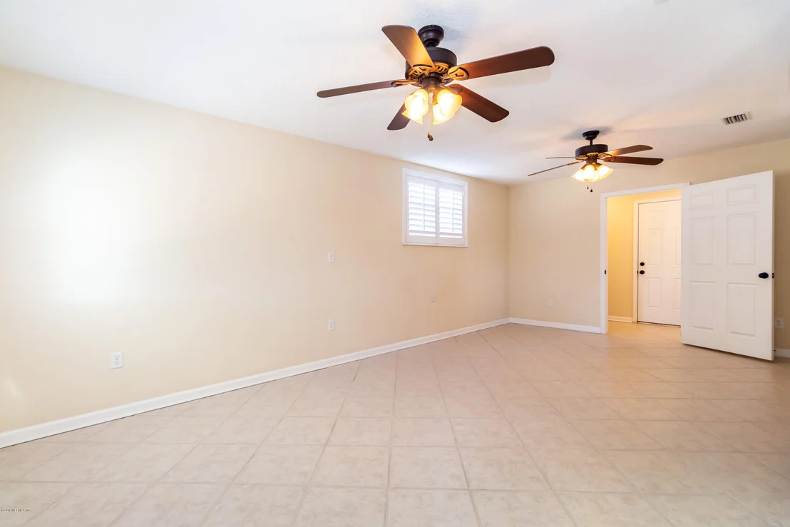 Photo of 705 PALM TREE Road