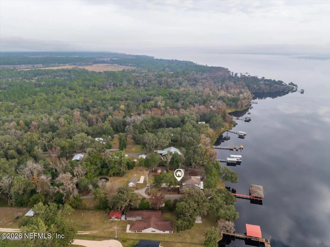 Photo of 533 W RIVER Road
