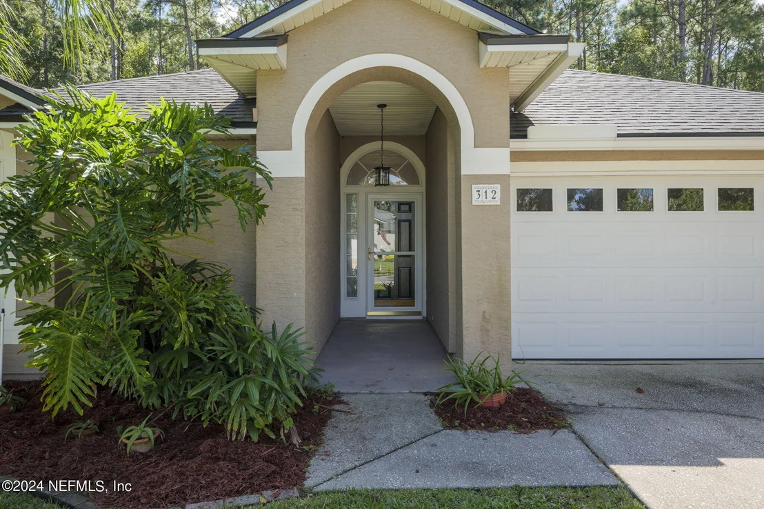 Photo of 312 SOUTHLAKE Drive