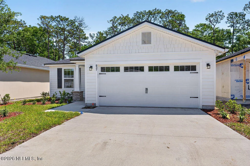 Photo of 833 JACKSON Road