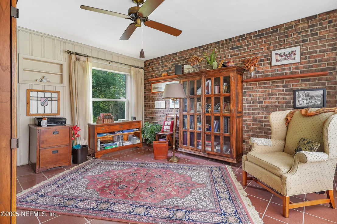 Photo of 61 AVISTA Circle