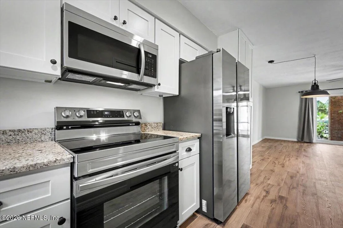 Photo of Unit 6B at 22 COMARES Avenue