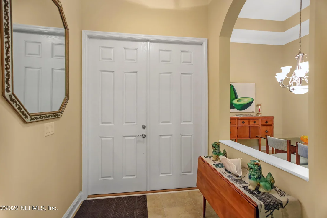 Photo of 1616 SUGAR LOAF Lane