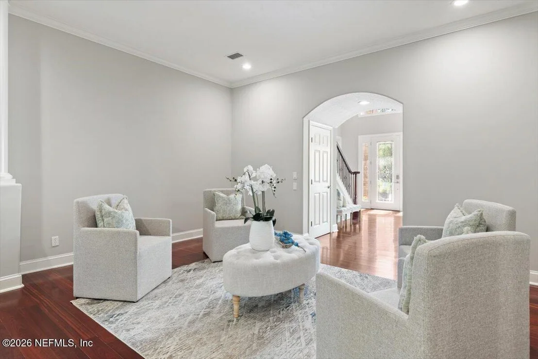 Photo of 240 ST JOHNS FOREST Boulevard