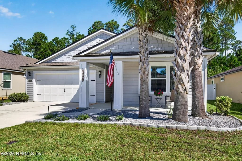 Photo of 558 PALACE Drive