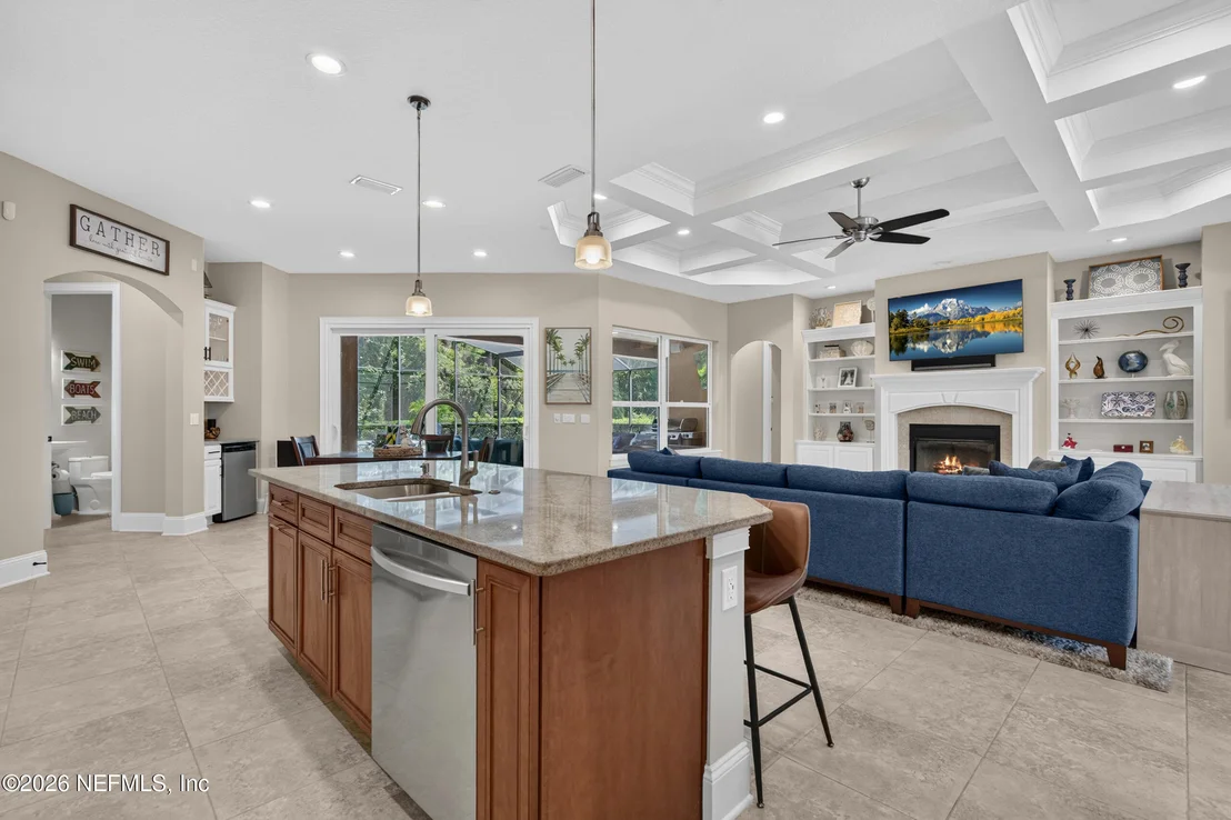Photo of 287 VALE Drive