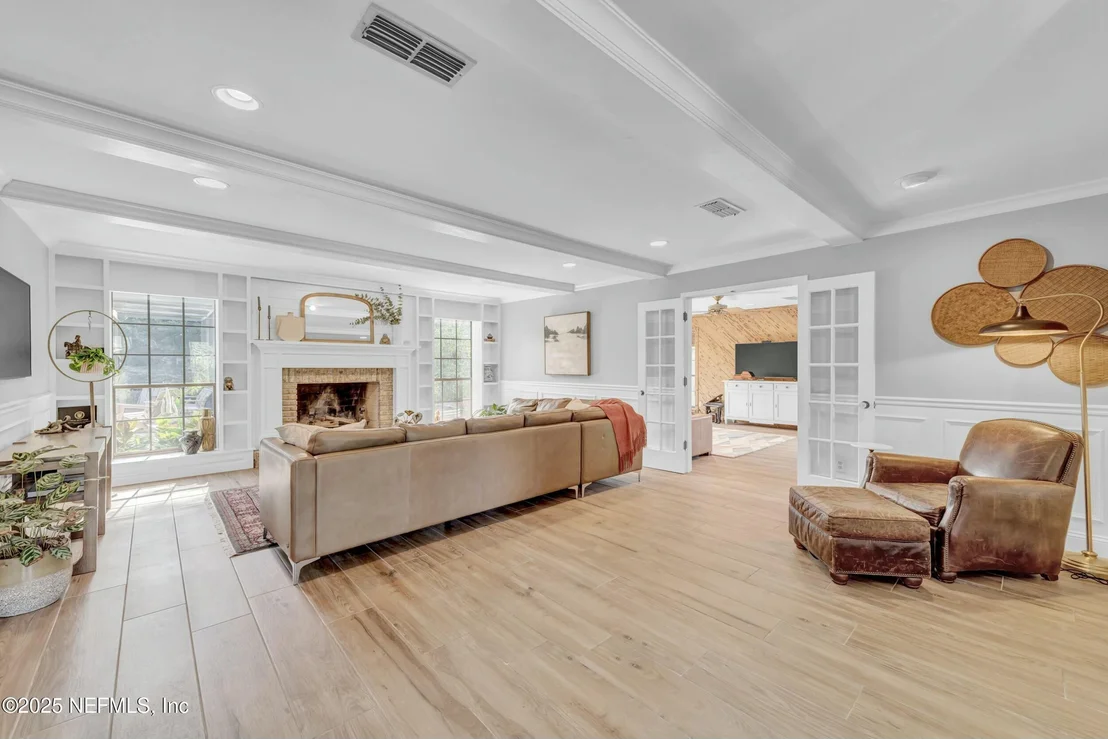 Photo of 4944 MARINERS POINT Drive