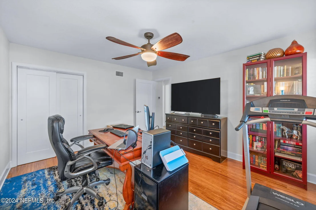 Photo of 6 OGLETHORPE Boulevard