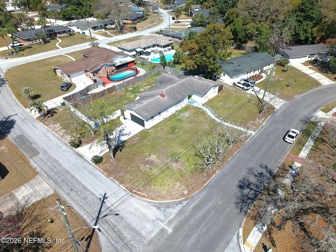 Photo of 7915 ALDERMAN Road