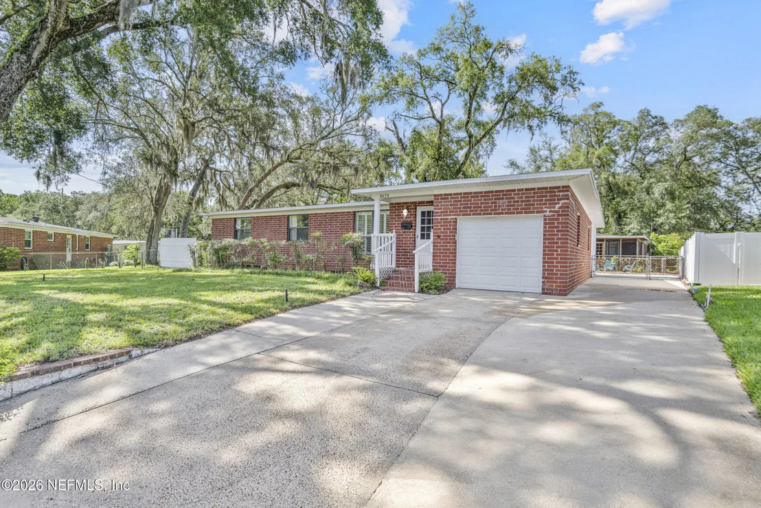 Photo of 8636 ST PATRICK Lane
