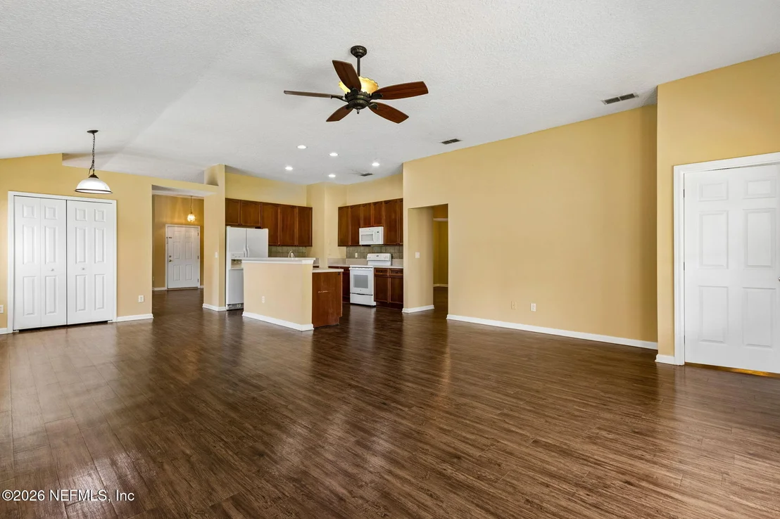 Photo of 831 TIMBERJACK Court