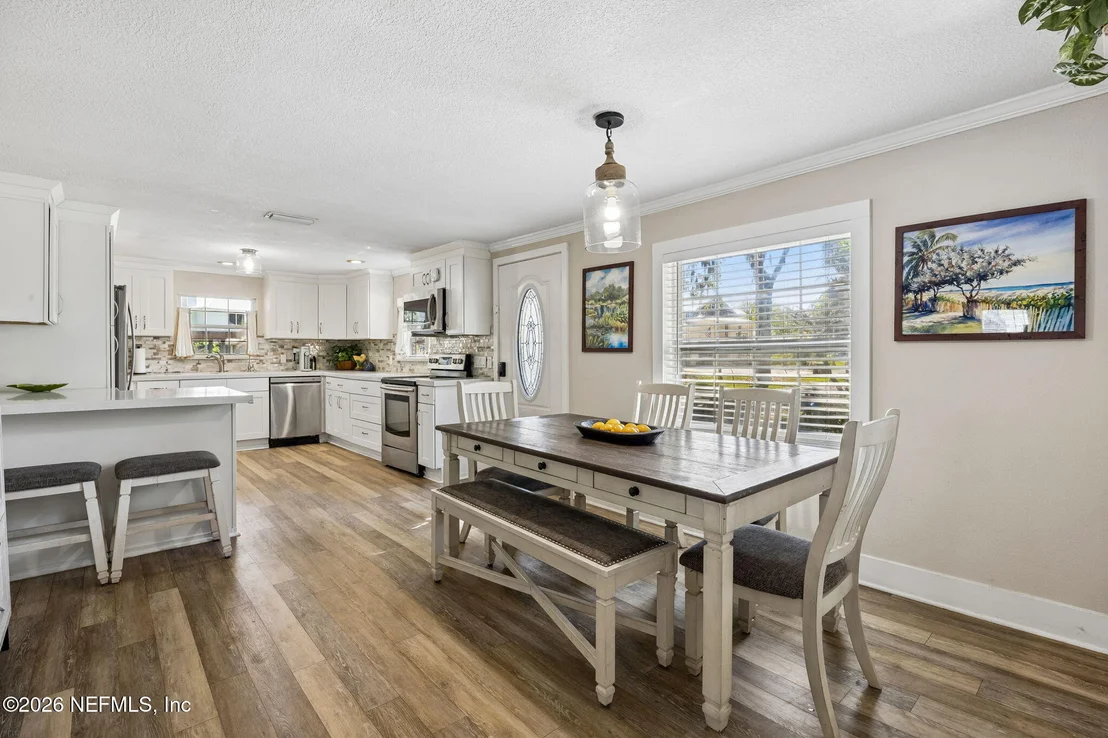 Photo of 8224 HALL Lane