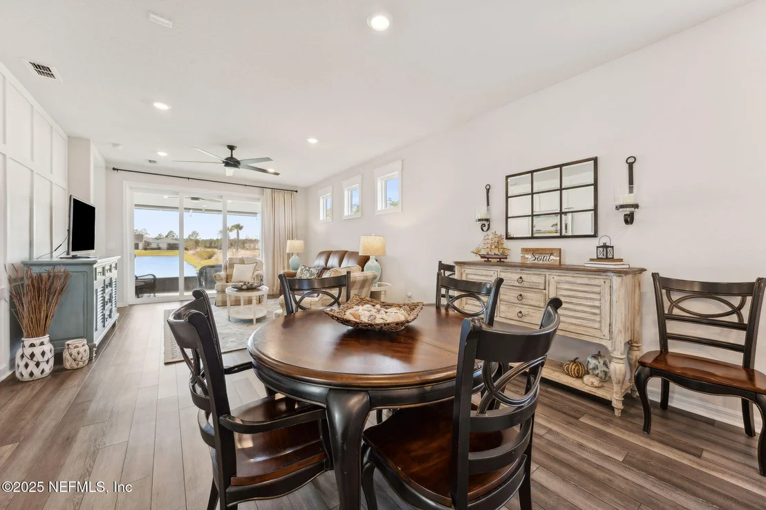 Photo of 671 JUBILEE Circle