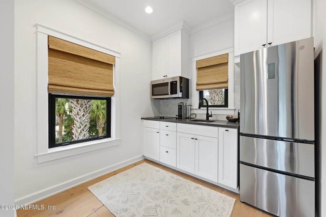 Photo of 688 OCEAN PALM Way