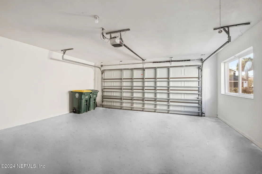 Photo of 7826 LINKSIDE Drive