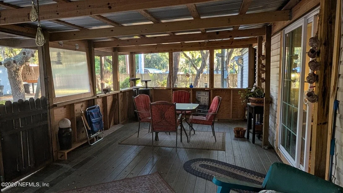 Photo of 105 ILLINOIS Drive