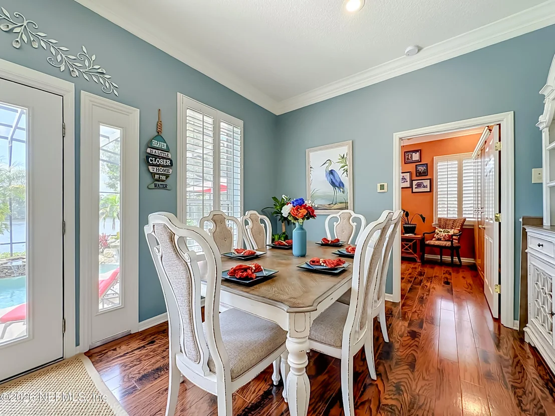 Photo of 129 RIVER Road