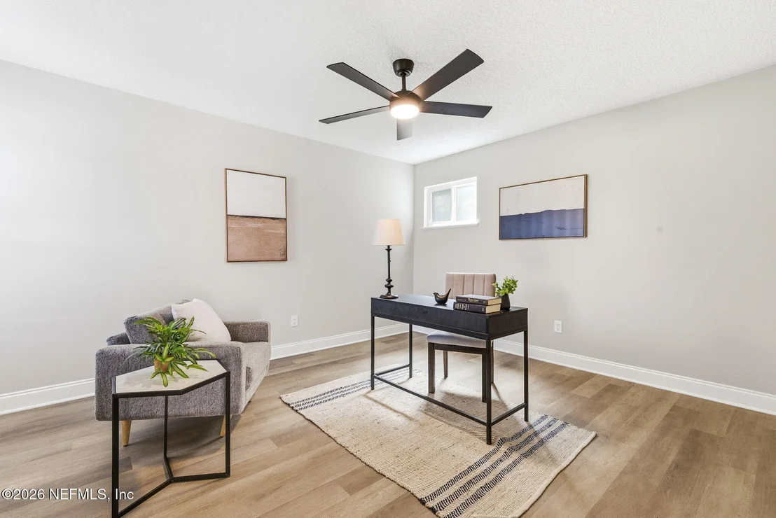 Photo of 5534 MARINERS COVE Drive