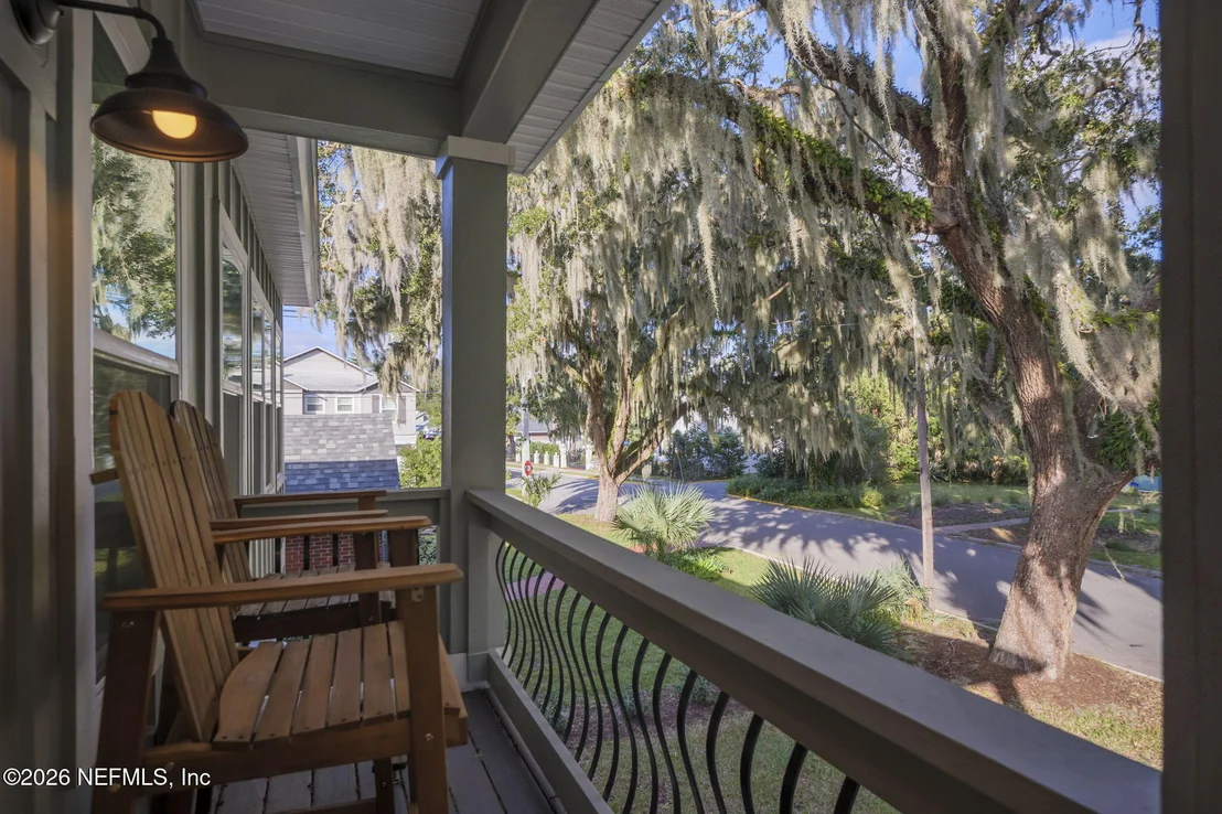 Photo of 40 MAGNOLIA Avenue
