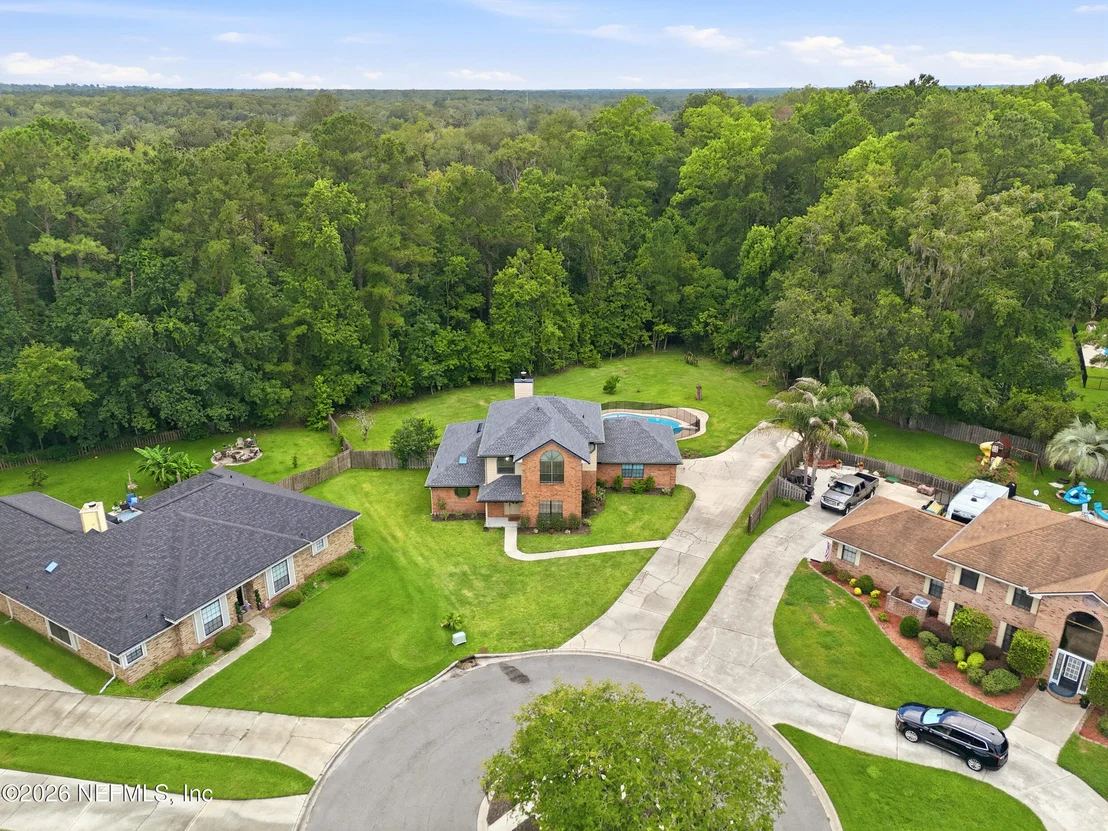 Photo of 668 FINGAL Drive