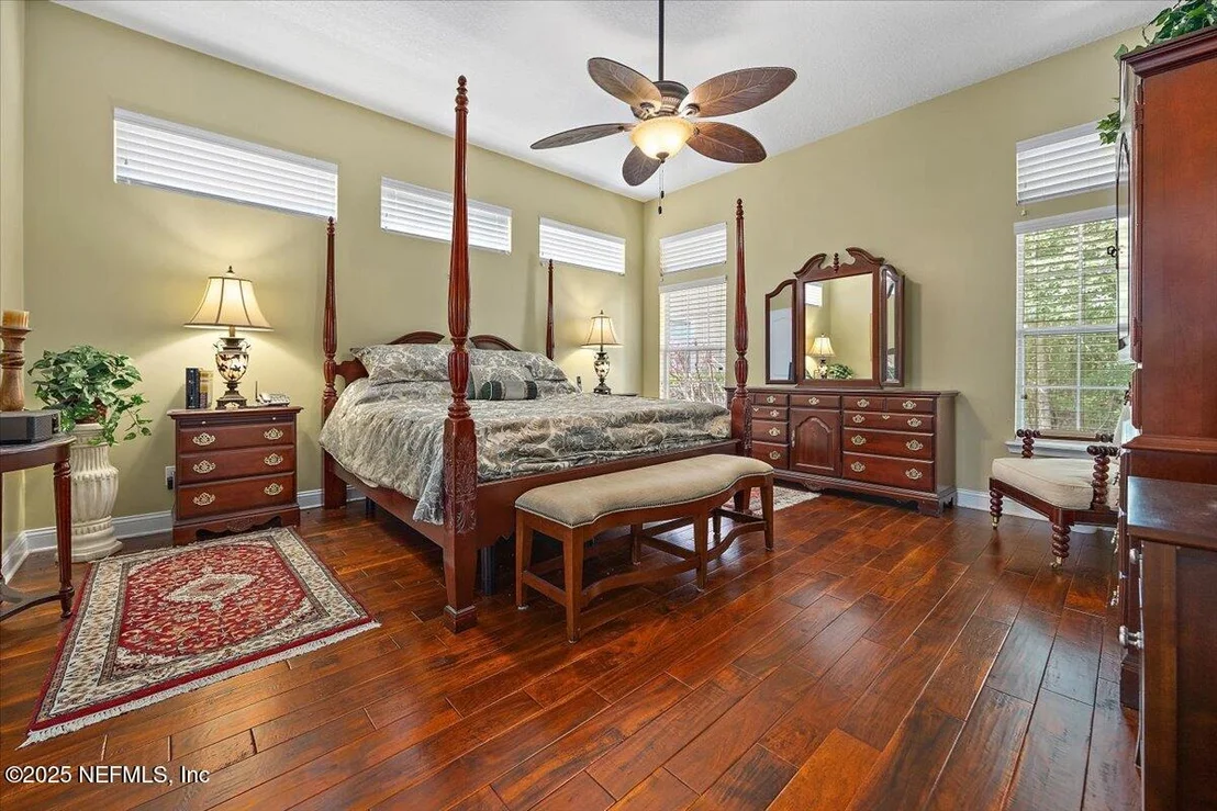 Photo of 1484 BARRINGTON Circle