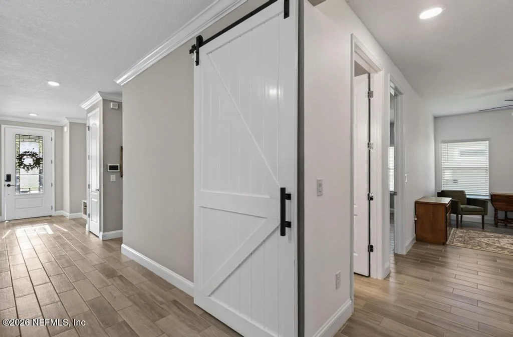 Photo of 206 RIVERCLIFF Trail