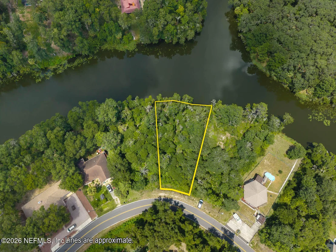 Photo of 232 LAKEVIEW Drive
