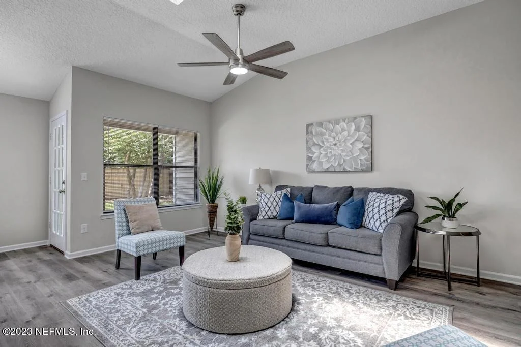 Photo of 8560 MOSS POINTE Trail N