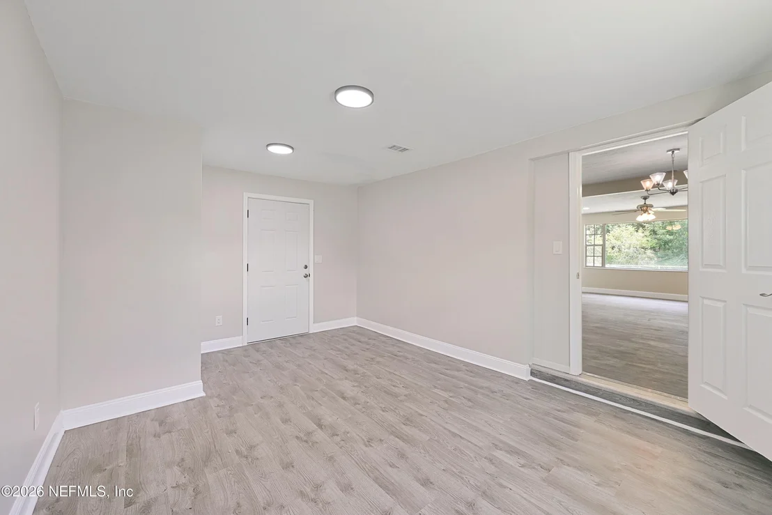 Photo of 772 ALVIS Road