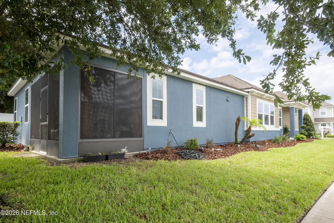 Photo of 7002 AZALEA GROVE Drive
