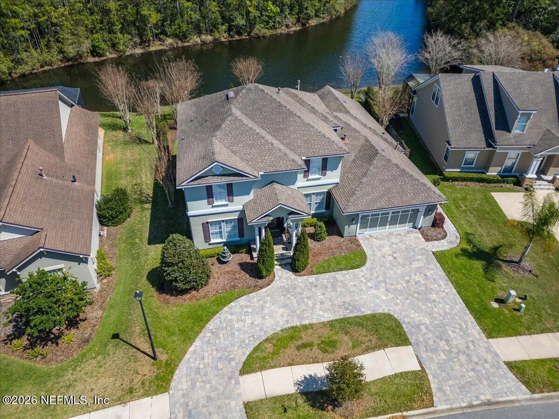 Photo of 844 EAGLE POINT Drive