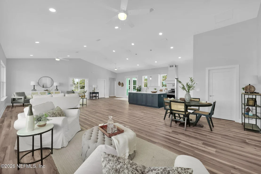Photo of 6030 HECKSCHER Drive