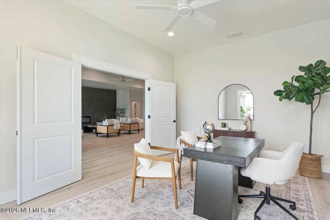 Photo of 3845 HARBOR Drive